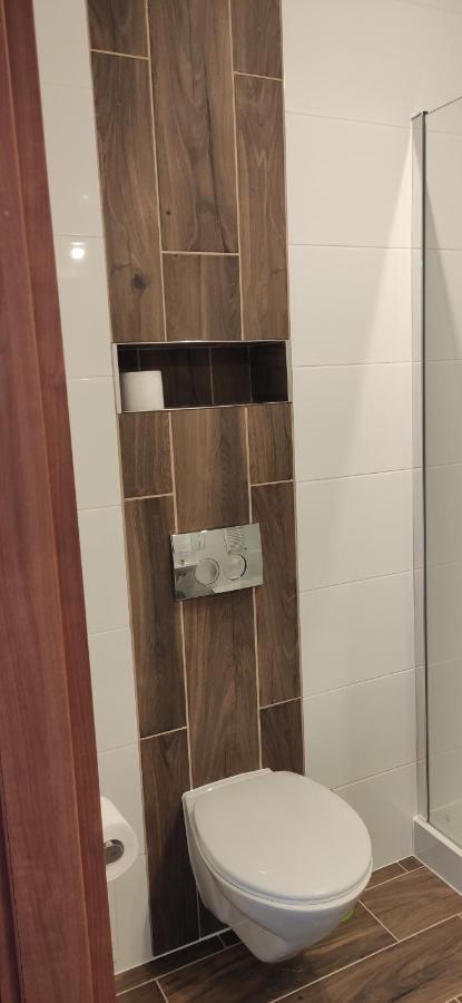 Hotel Przylesie Sieroslaw  Экстерьер фото